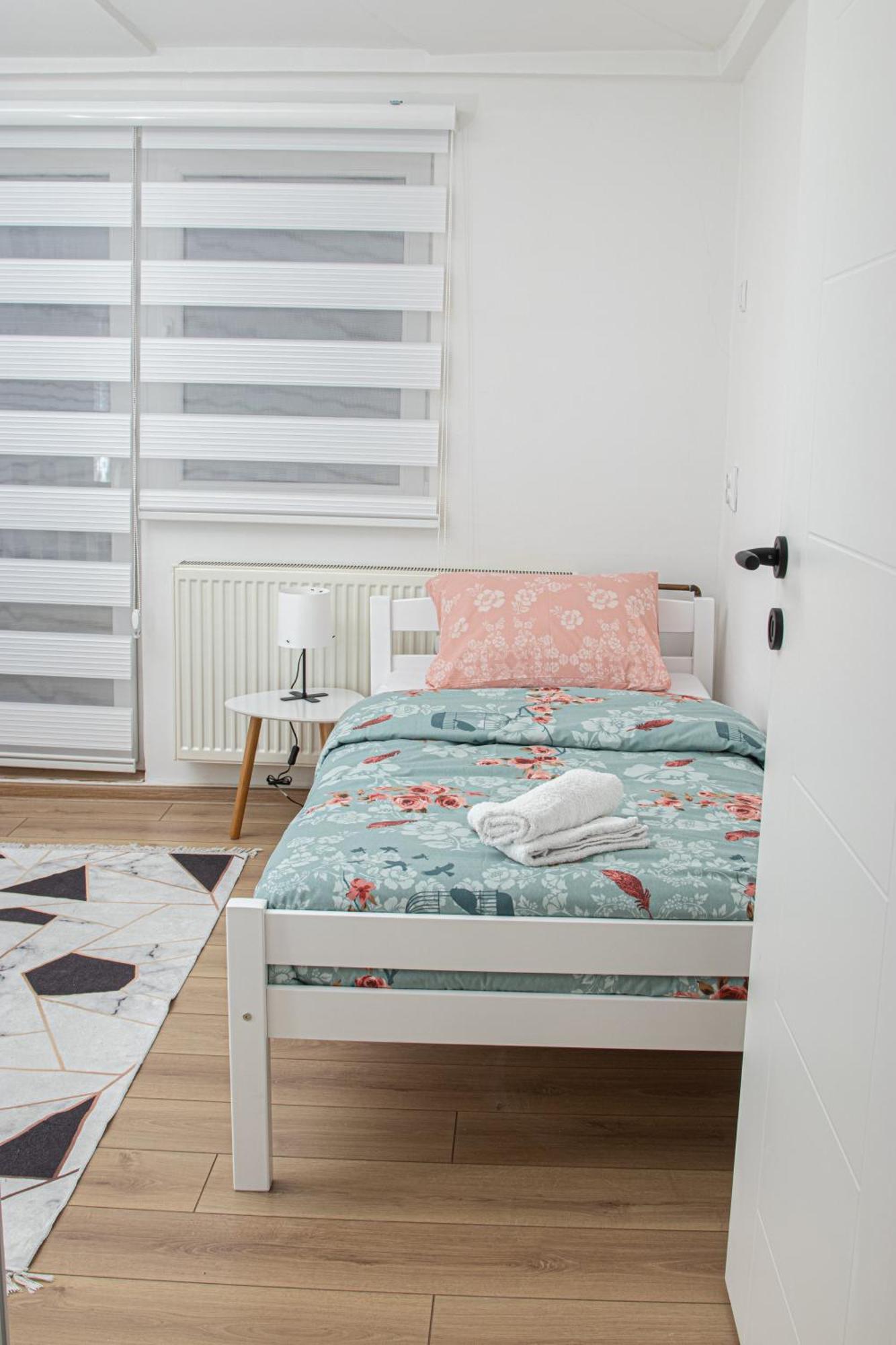 Apartment Forever Тузла Екстериор снимка