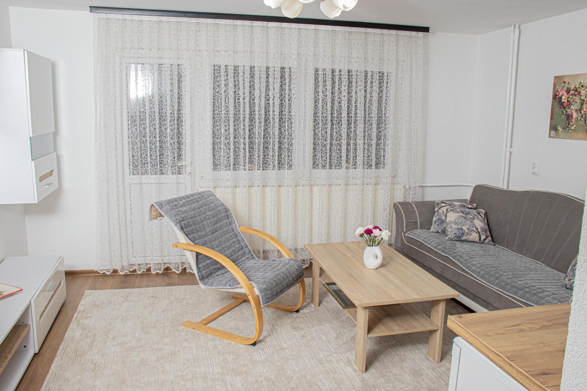 Apartment Forever Тузла Екстериор снимка